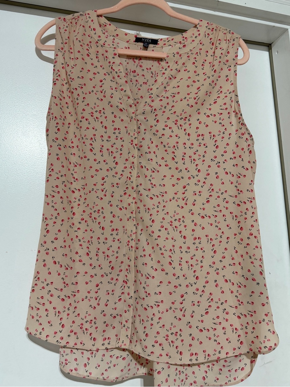 NYDJ Cream Floral Sleeveless V-Neck Blouse